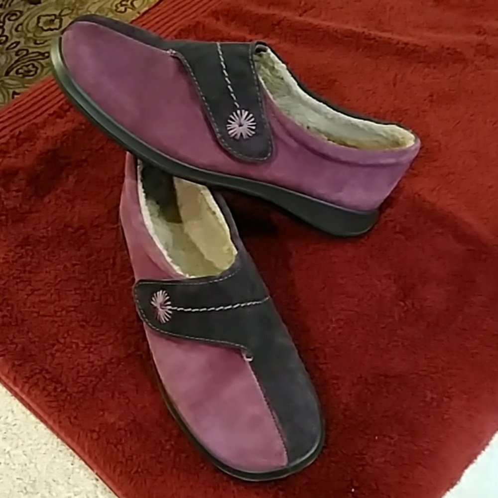 Hotter Slippers from England US 11M (fit like a 10)